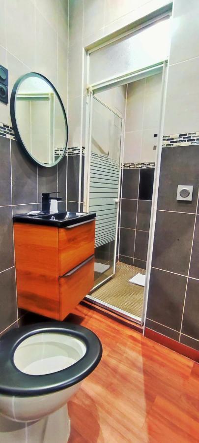 Hotel Moderne Saint-Denis  Esterno foto